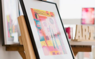 Art Glass vs. Regular Glass – What’s Best for Your Framing Needs?